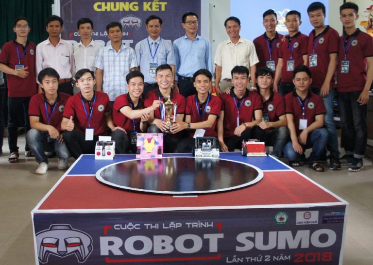 Chung kết cuộc thi ROBOCON – ROBOT SUMO sinh viên Khoa Cơ khí – Công nghệ năm 2018
